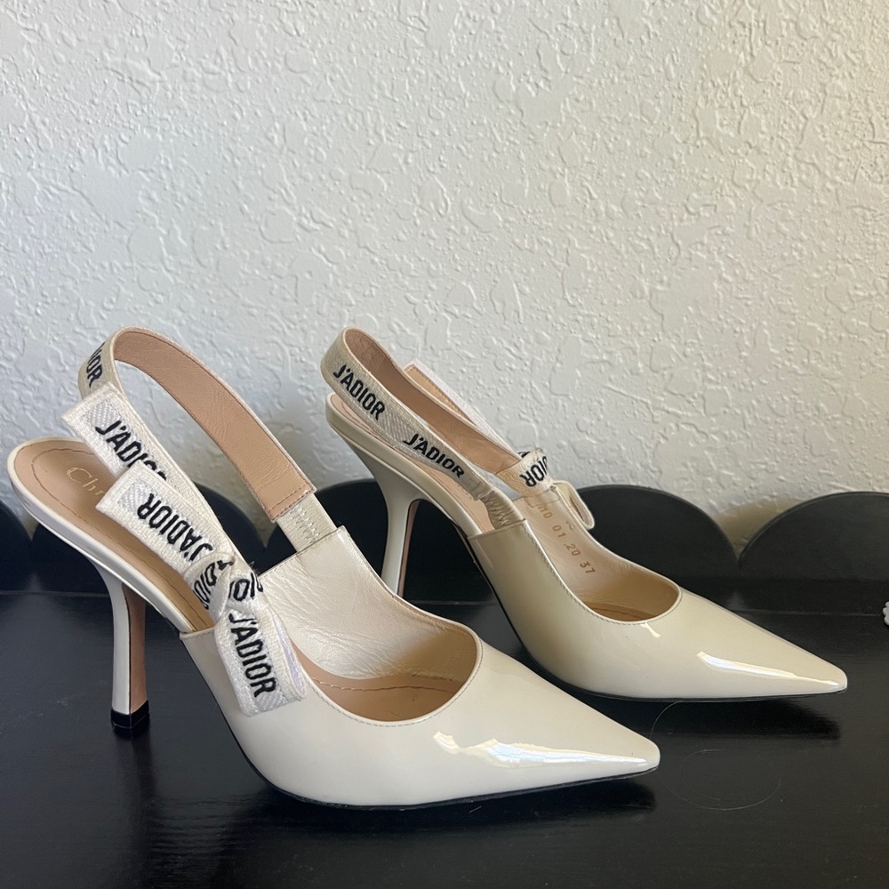 Christian Dior white slingback pump - Picture 2 of 8